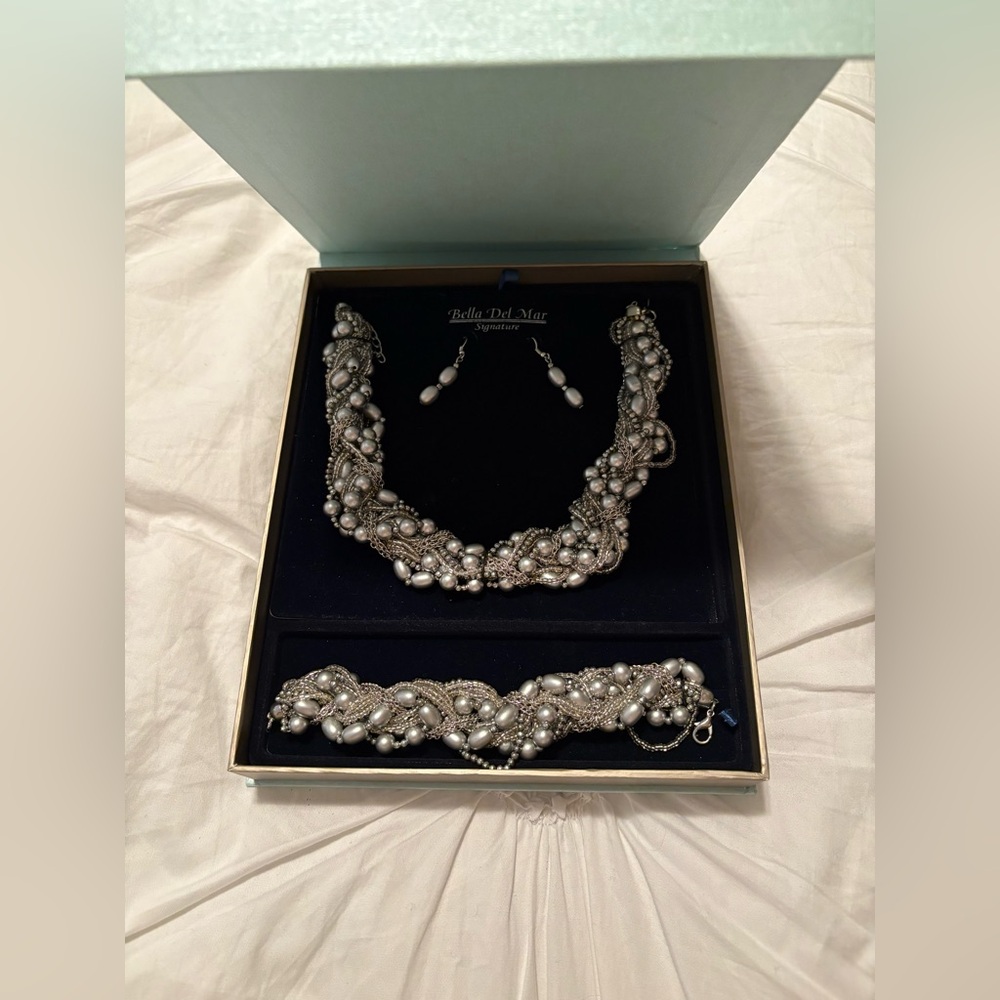 Bella D. Silver and Pearl Necklace Set